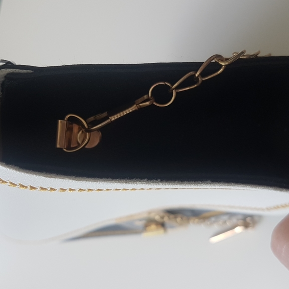 Black White Gold Thread Cross Body or Clutch Bag - Picture 5 of 8